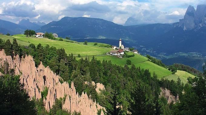 Piramidi di terra